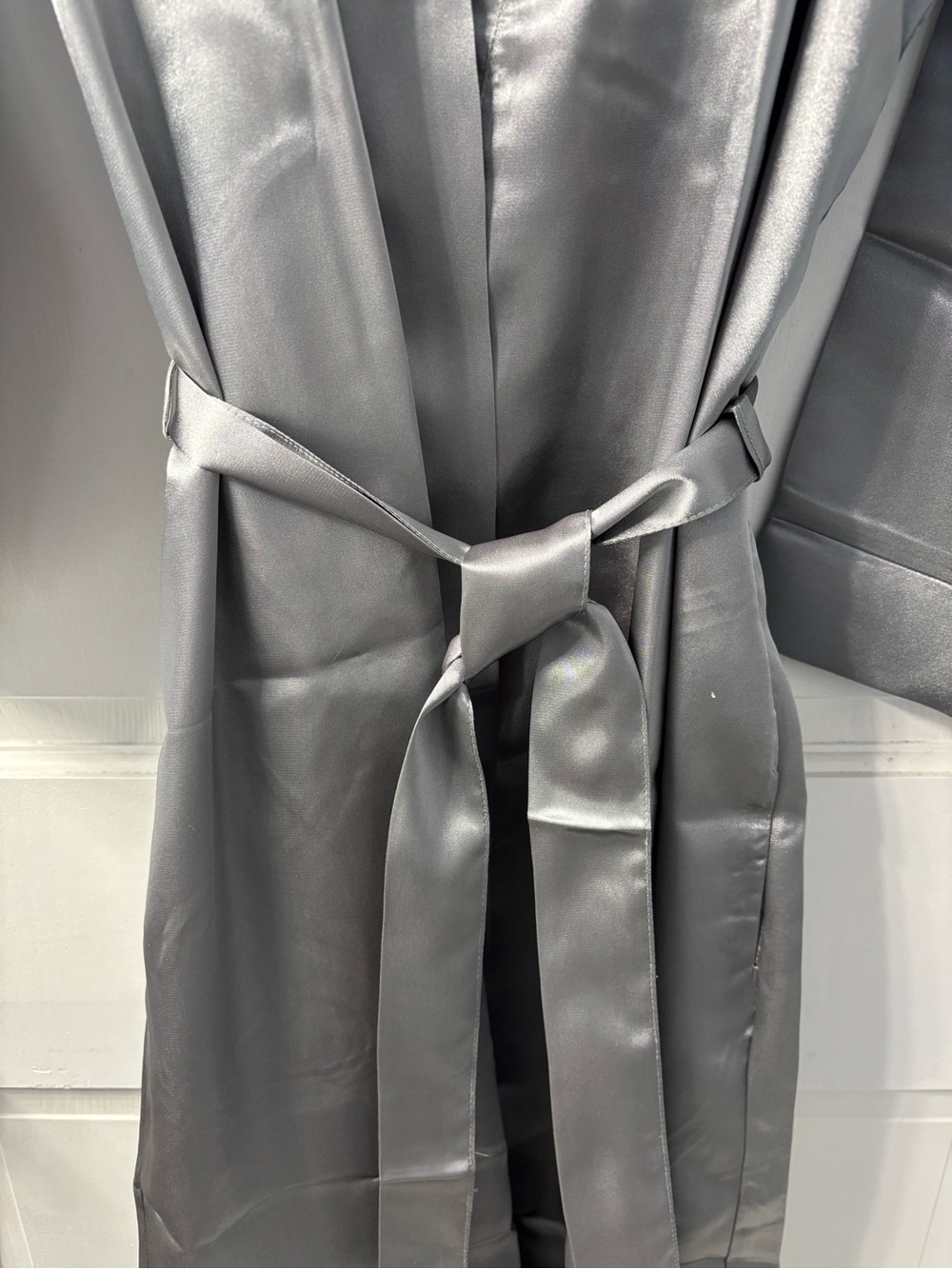 Silky Robe - Picture 3 of 4
